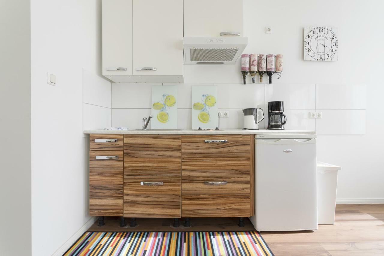 Studio Apartment Niemetzstr 51 Берлін Екстер'єр фото